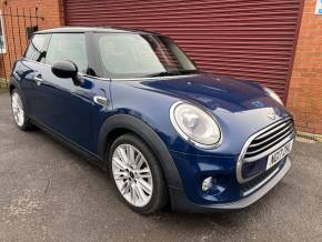 MINI HATCHBACK 2017 (17) at Key Kars Doncaster